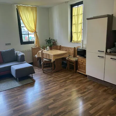 1 Zkb 2 Betten Zentral Oberstein Apartment